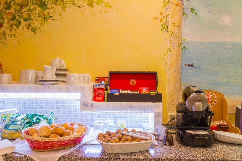 Elisart Guest House ألغيرو الغرفة الصورة
