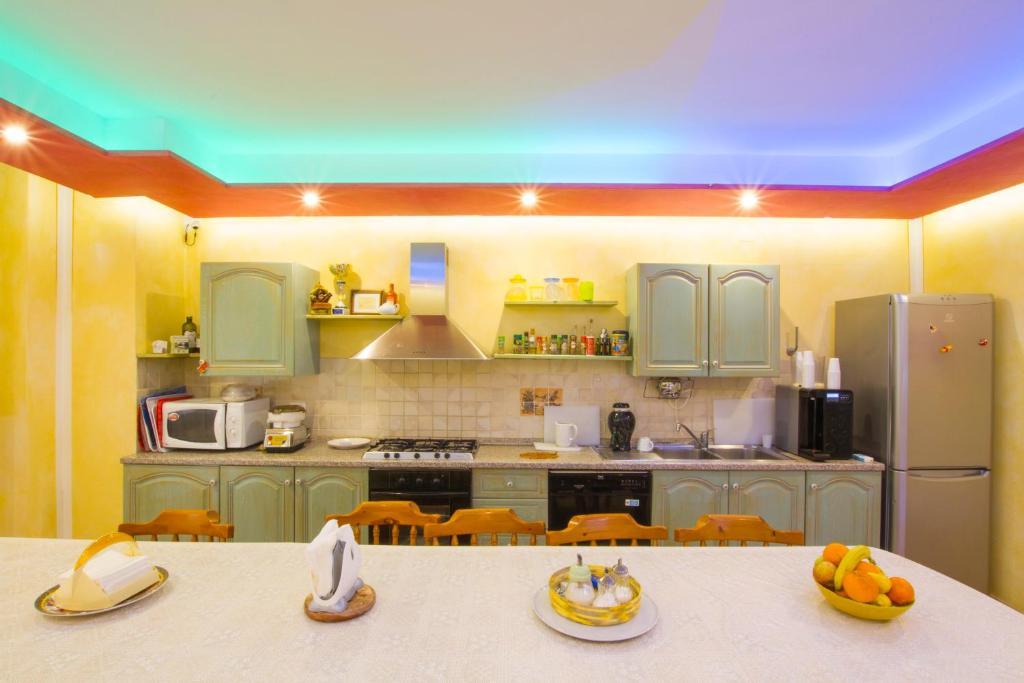 Elisart Guest House ألغيرو الغرفة الصورة