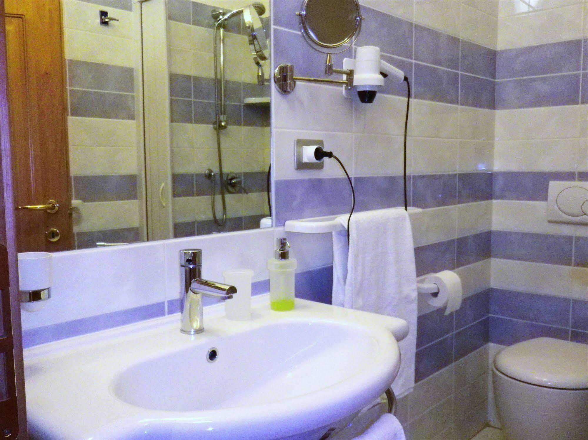 Elisart Guest House ألغيرو المظهر الخارجي الصورة
