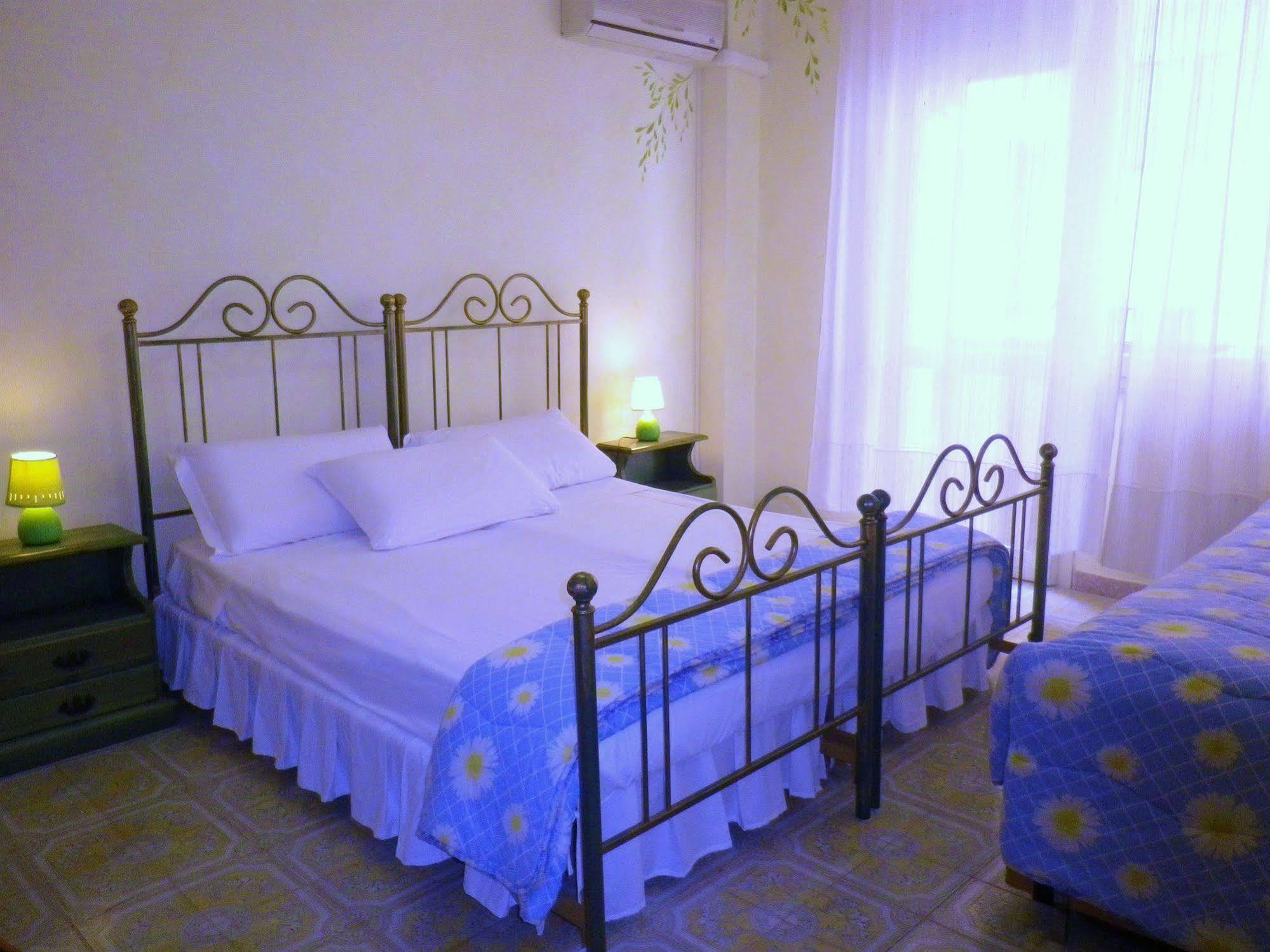 Elisart Guest House ألغيرو المظهر الخارجي الصورة